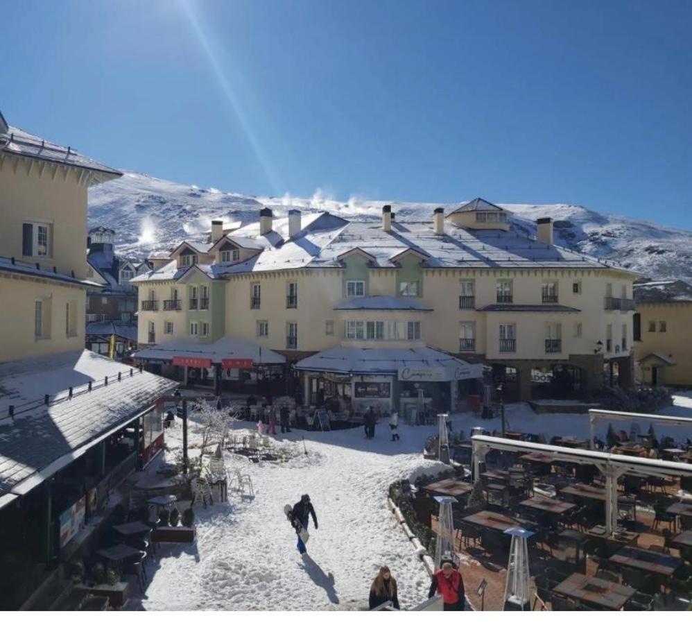Plaza De Andalucia Edificio Salvia Con Vistas Al Veleta Apartman Sierra Nevada Kültér fotó
